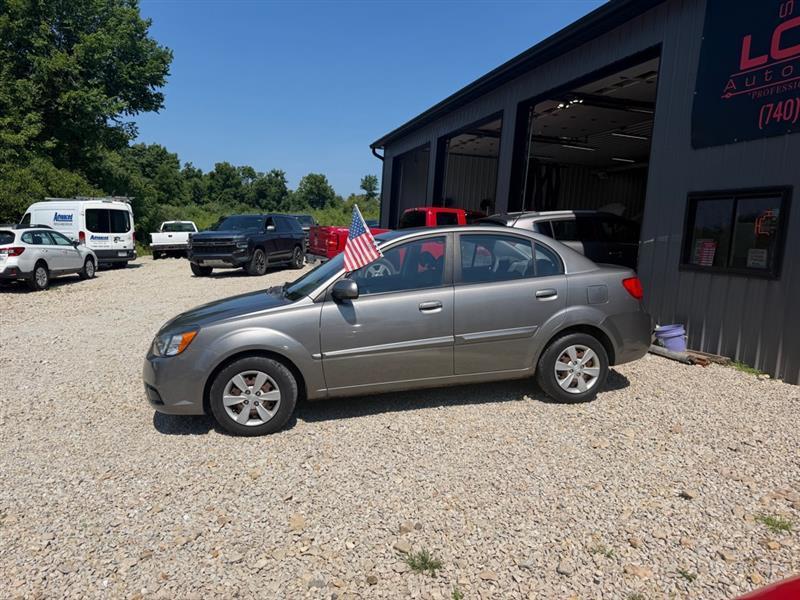 Kia Rio Base 2010