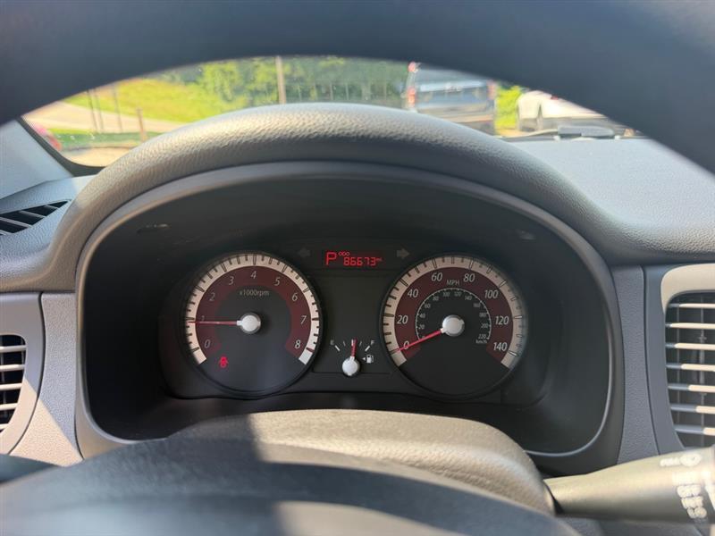 Kia Rio Base 2010