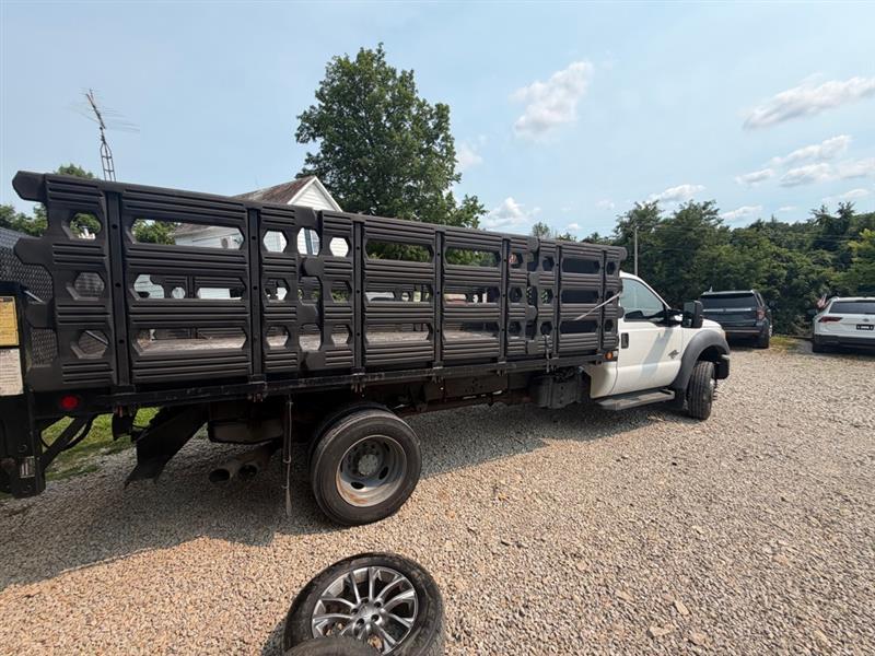 Ford F-550 Regular Cab DRW 2WD 2011