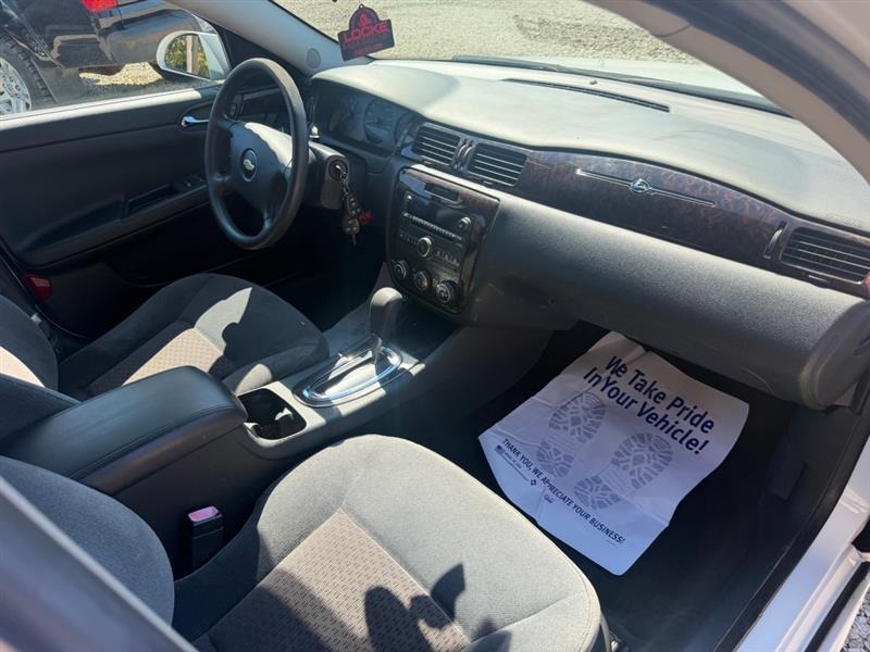 Chevrolet Impala LS (Fleet) 2012