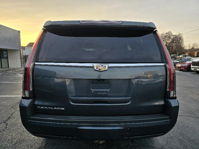 Cadillac Escalade Luxury 4WD 2020