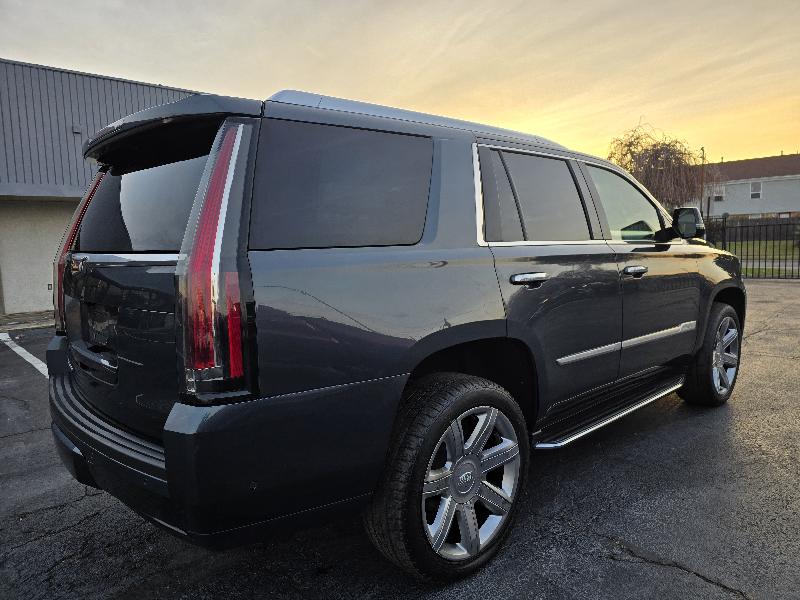 Cadillac Escalade Luxury 4WD 2020