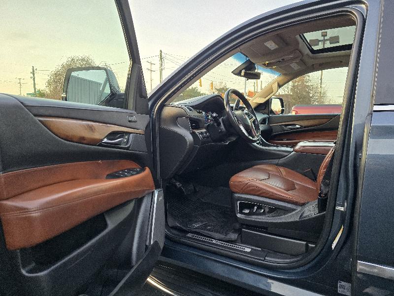 Cadillac Escalade Luxury 4WD 2020