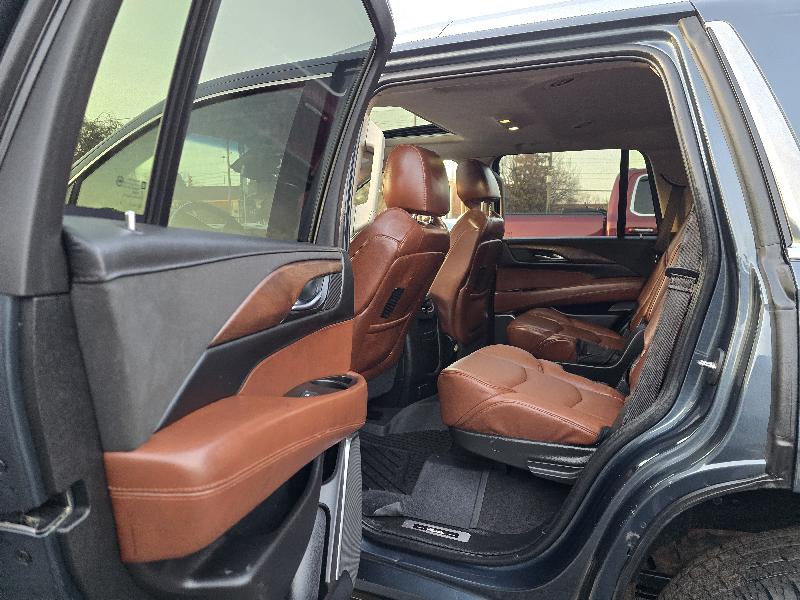 Cadillac Escalade Luxury 4WD 2020