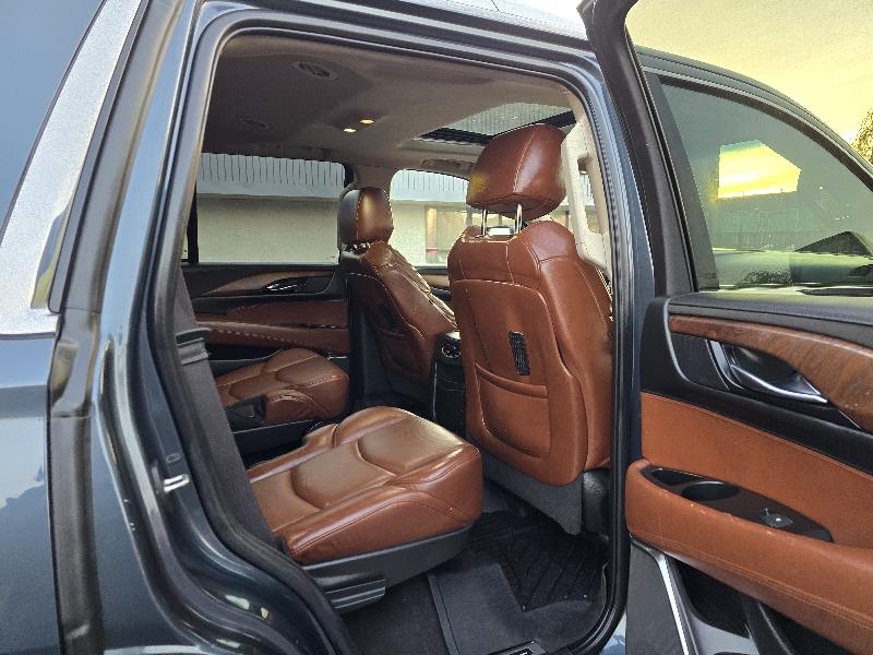 Cadillac Escalade Luxury 4WD 2020