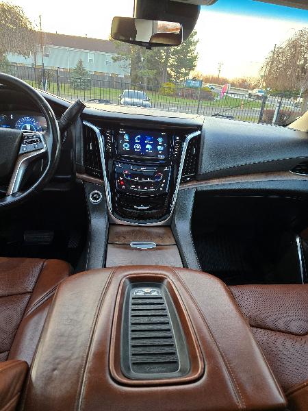 Cadillac Escalade Luxury 4WD 2020