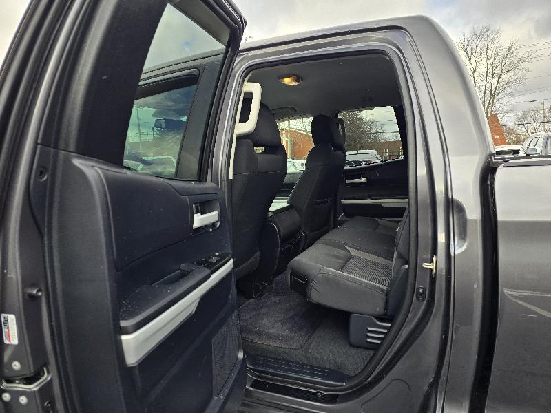 Toyota Tundra SR5 5.7L V8 FFV Double Cab 4WD 2014