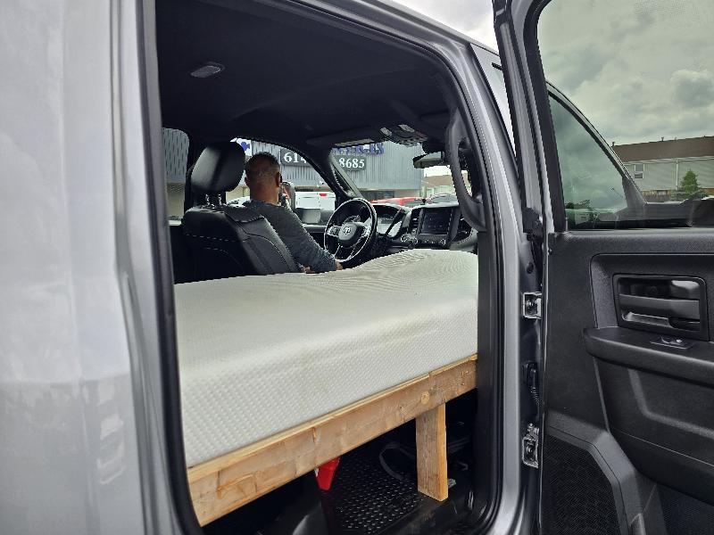 RAM 3500 Crew Cab 2WD DRW 2022