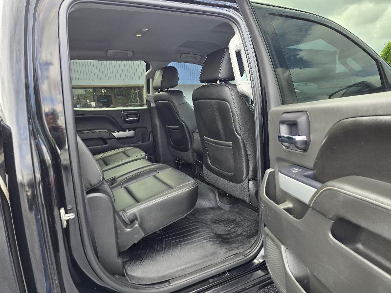 Chevrolet Silverado 1500 Crew Cab 143.5" WB 4WD Z71 2015