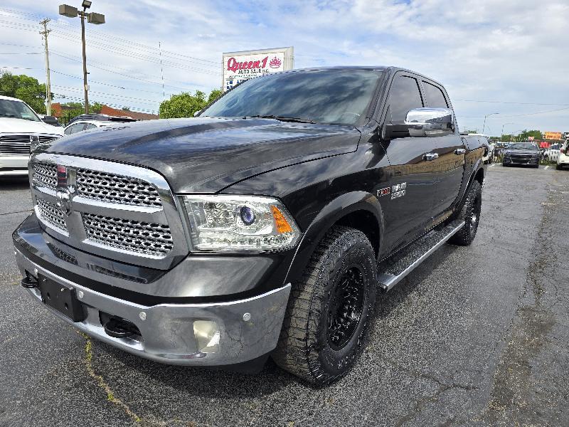 RAM 1500 Laramie Crew Cab SWB 4WD 2018