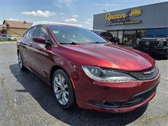2016 Chrysler 200 