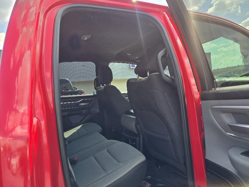 RAM 1500 Big Horn Quad Cab 4WD 2021