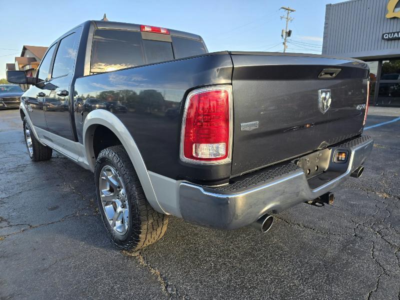 RAM 1500 Laramie Crew Cab SWB 4WD 2014