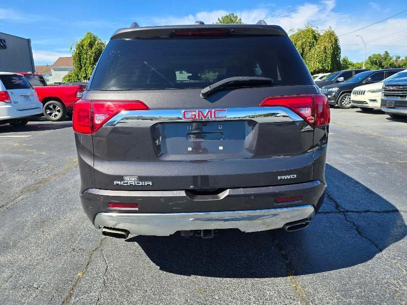 GMC Acadia Denali AWD 2019