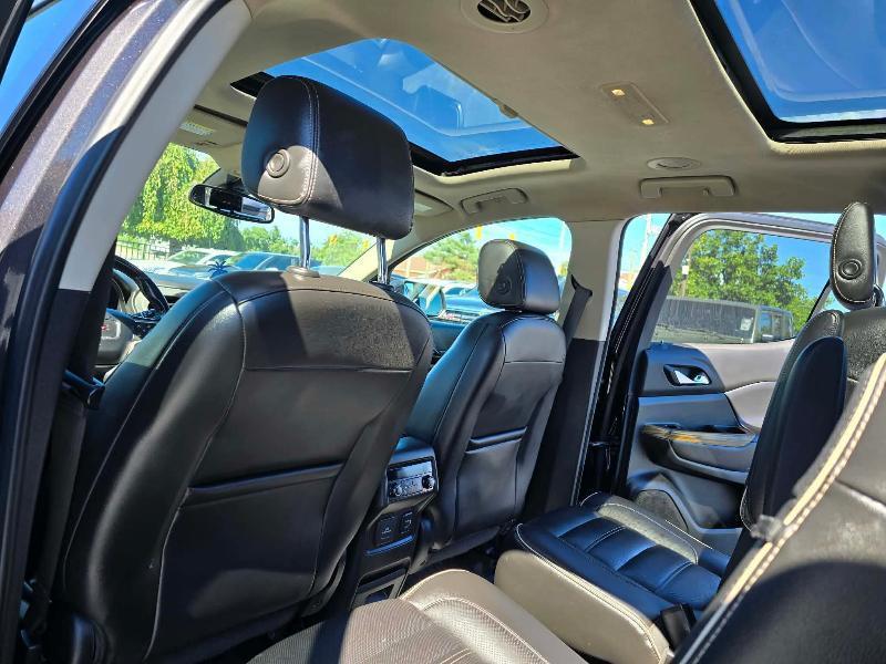 GMC Acadia Denali AWD 2019
