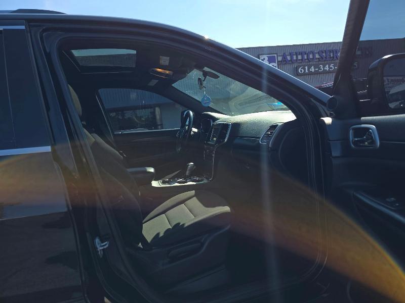 Jeep Grand Cherokee Laredo 4WD 2018