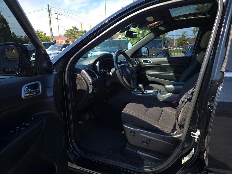 Jeep Grand Cherokee Laredo 4WD 2018