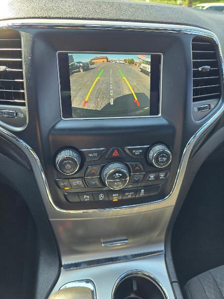Jeep Grand Cherokee Laredo 4WD 2018