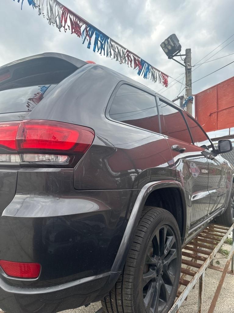 2018 Jeep Grand Cherokee Altitude - Photo 6