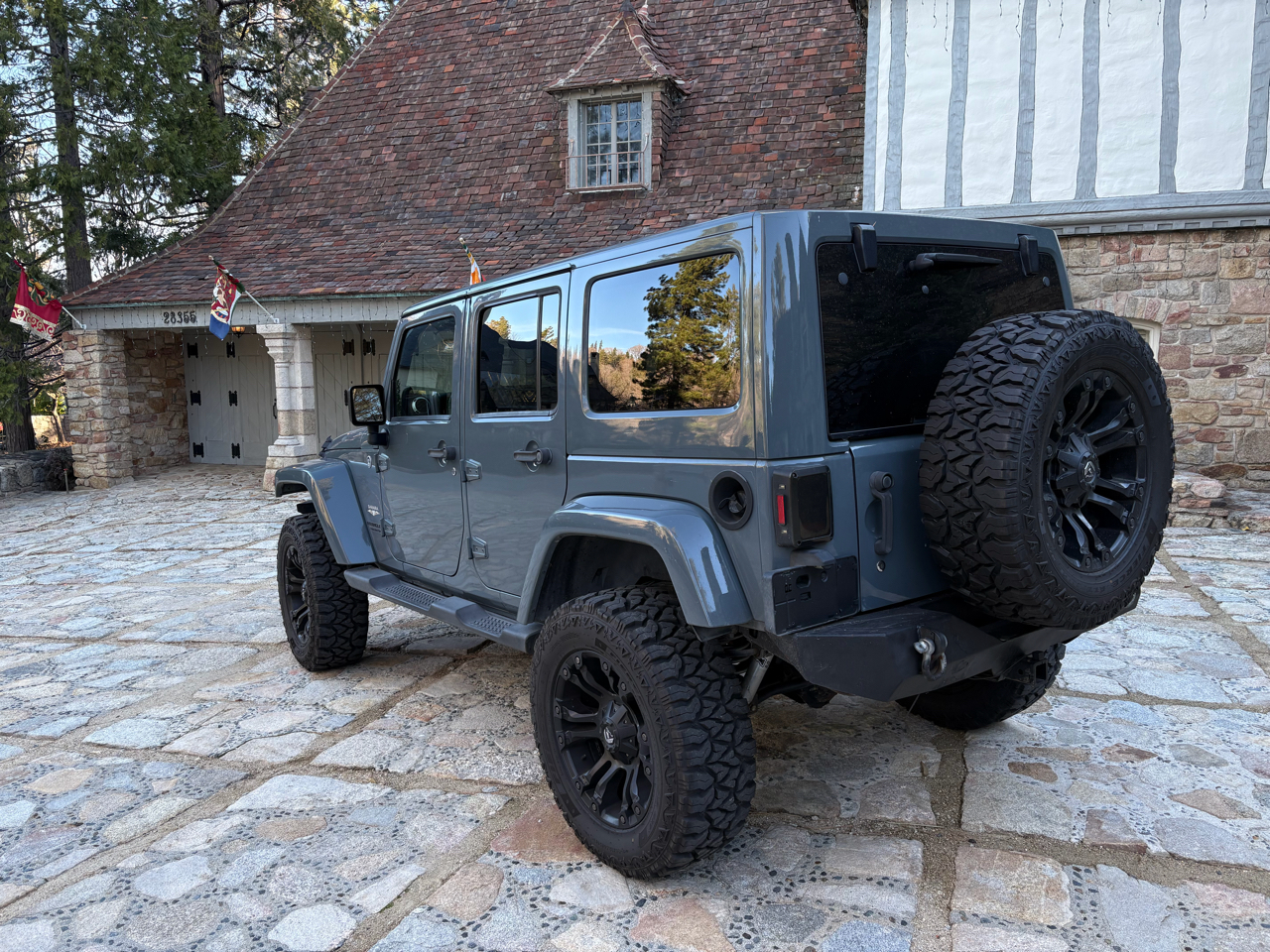Jeep Wrangler Unlimited Sahara 4WD 2014