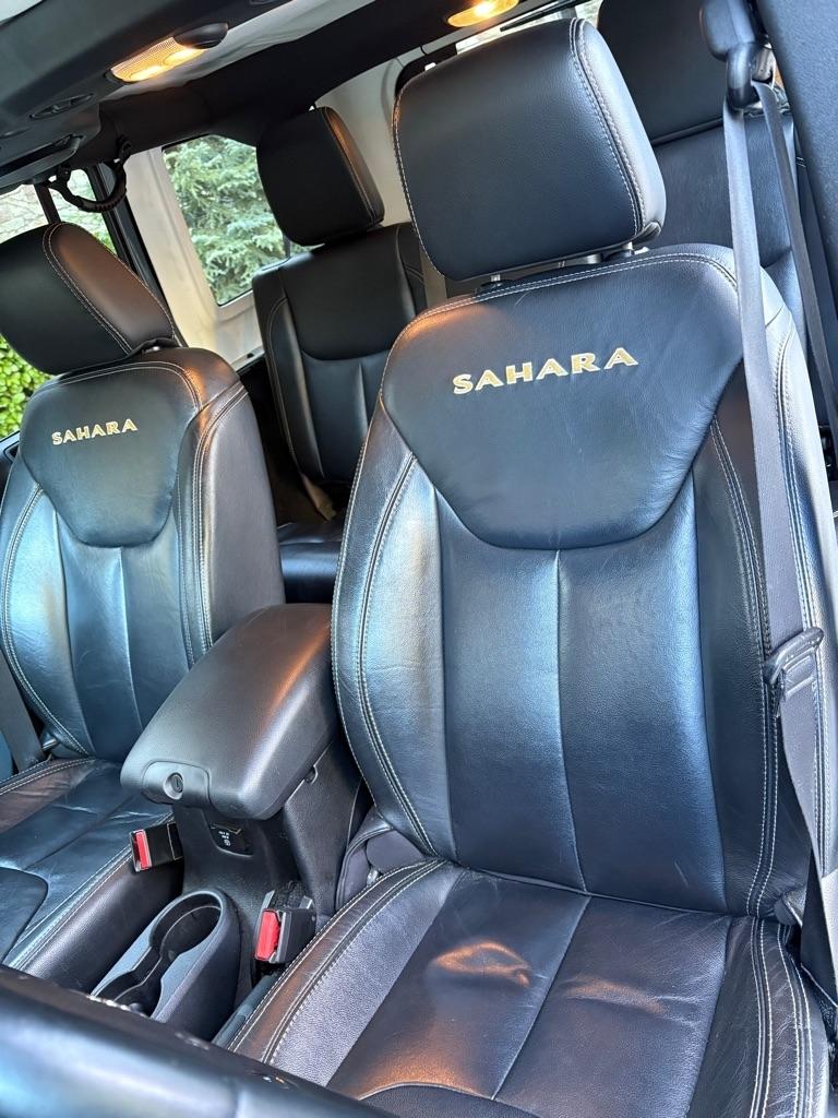 Jeep Wrangler Unlimited Sahara 4WD 2014