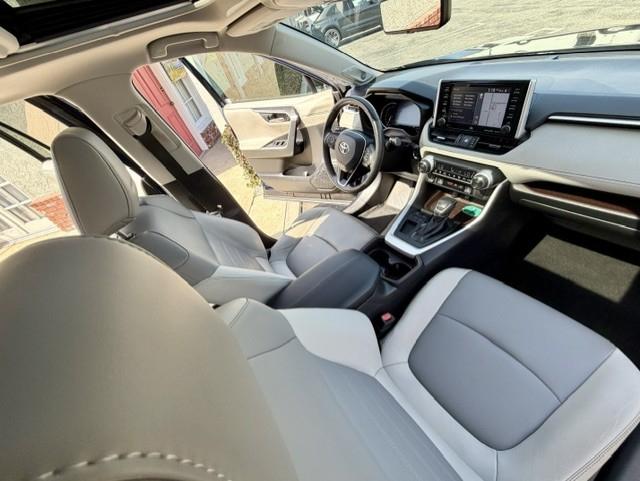 Toyota RAV4 Limited 2019