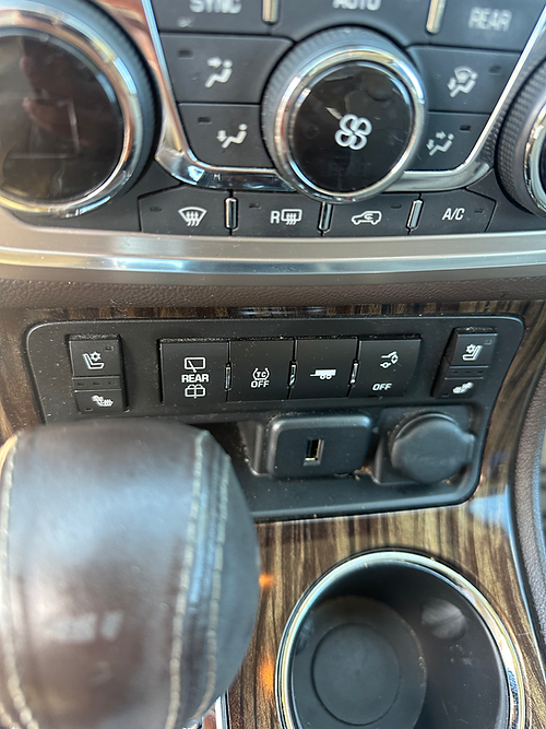 GMC Acadia Denali AWD 2016