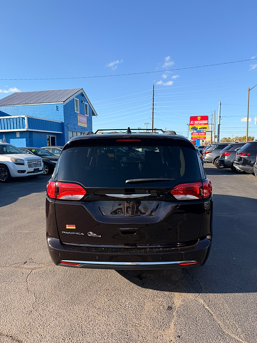 Chrysler Pacifica Touring-L 2017