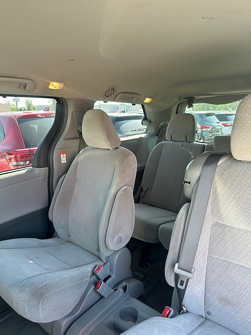 Toyota Sienna LE 8-Passenger 2017