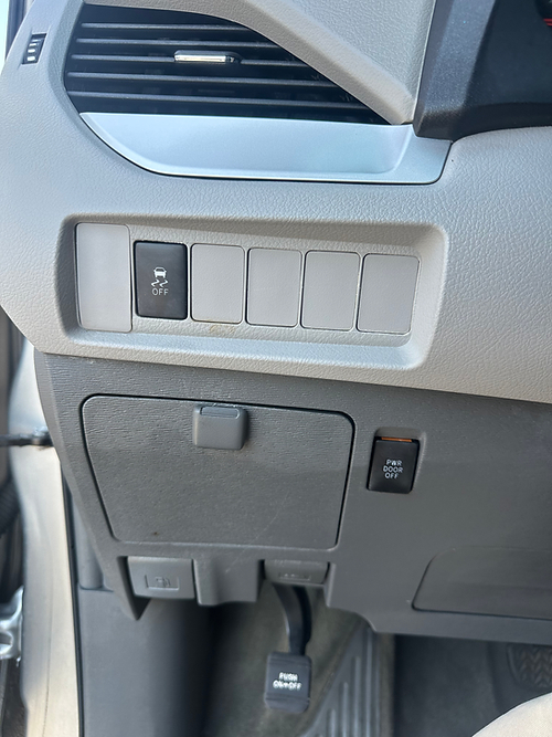 Toyota Sienna LE 8-Passenger 2017