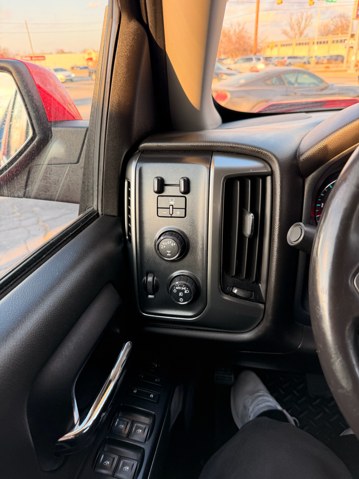 Chevrolet Silverado 1500 LT Double Cab 4WD 2017