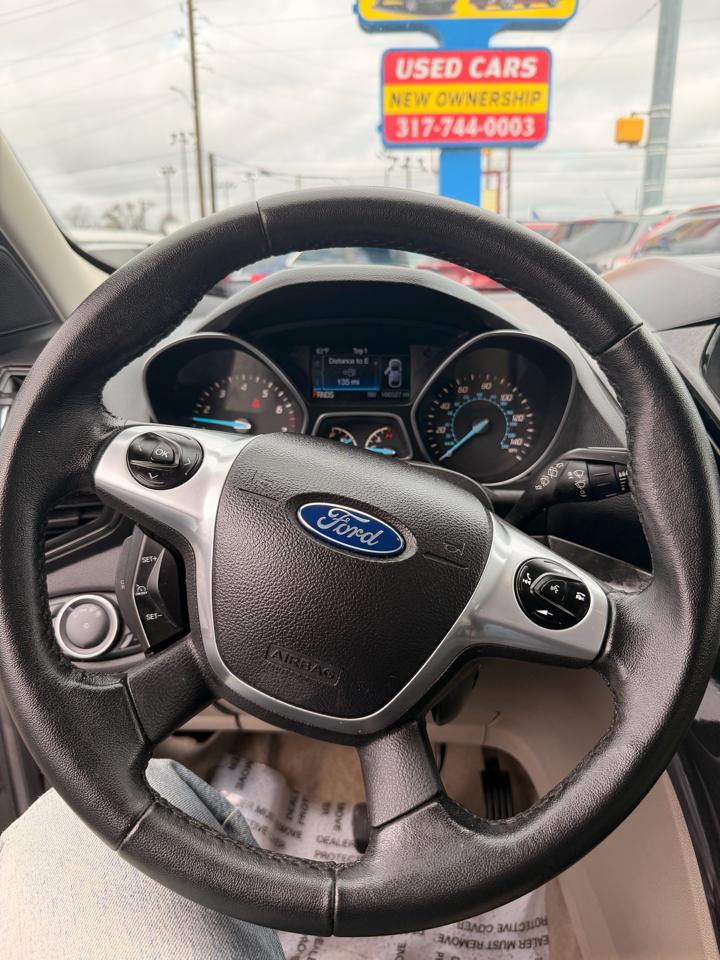 Ford Escape Titanium FWD 2015