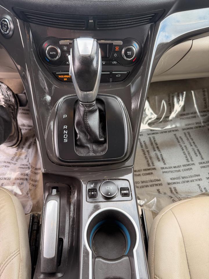 Ford Escape Titanium FWD 2015