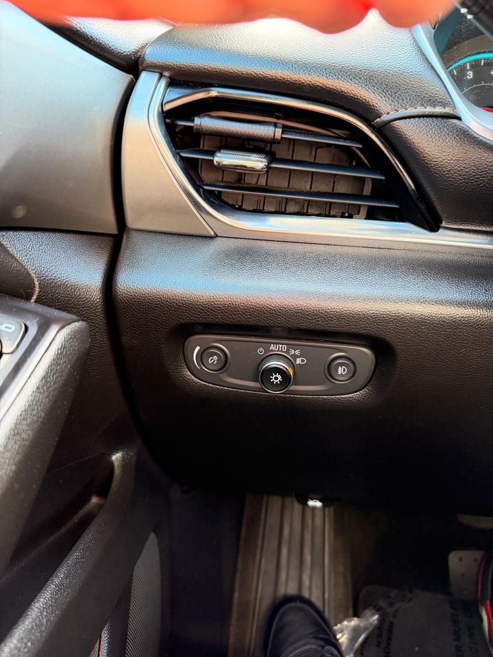 Chevrolet Traverse LT Cloth FWD 2018