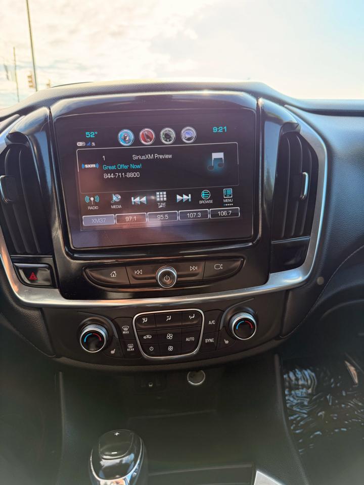 Chevrolet Traverse LT Cloth FWD 2018