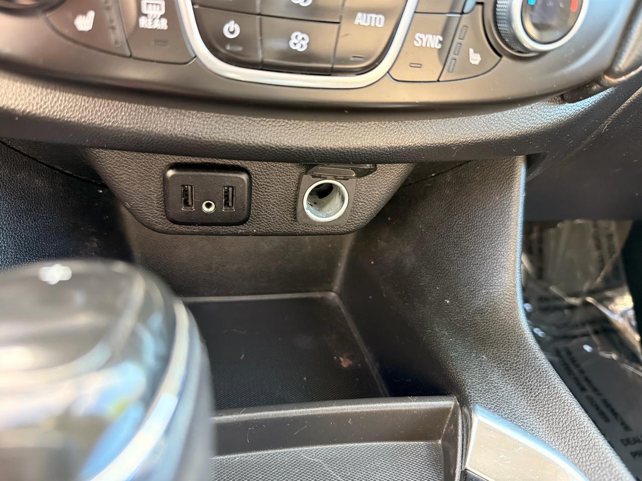 Chevrolet Traverse LT Cloth FWD 2018