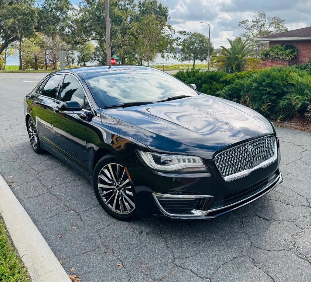 Lincoln MKZ Base 2019