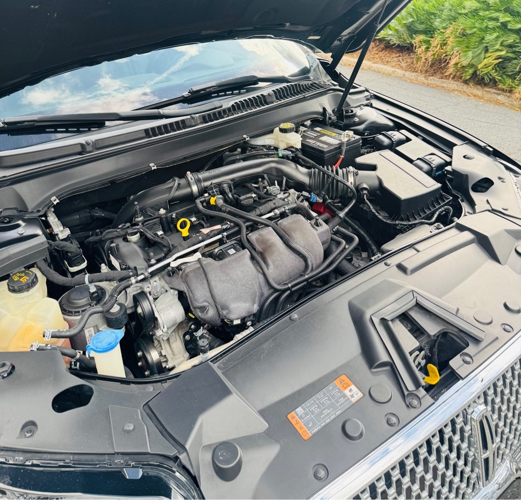 Lincoln MKZ Base 2019