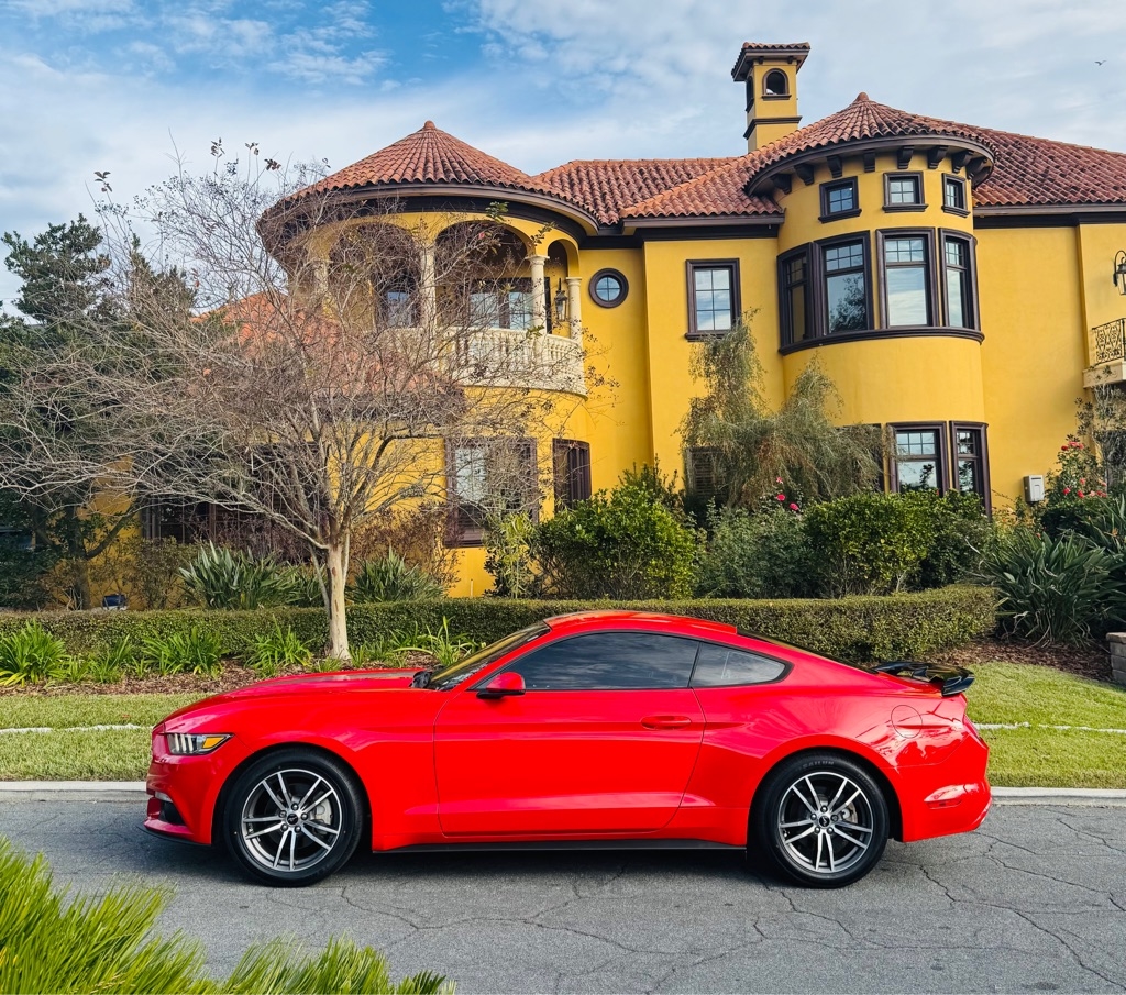 Ford Mustang EcoBoost Coupe 2016