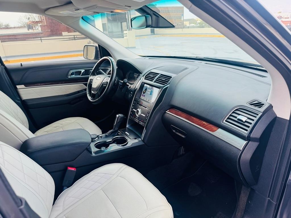 Ford Explorer Platinum AWD 2017
