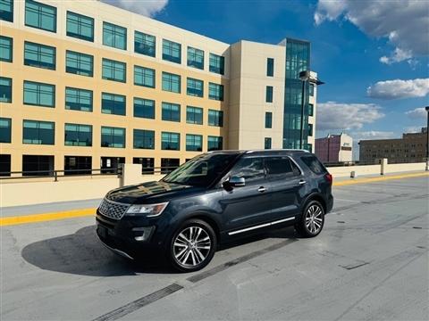2017 Ford Explorer Platinum AWD