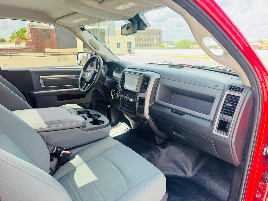 RAM 1500 Tradesman Regular Cab SWB 2WD 2015