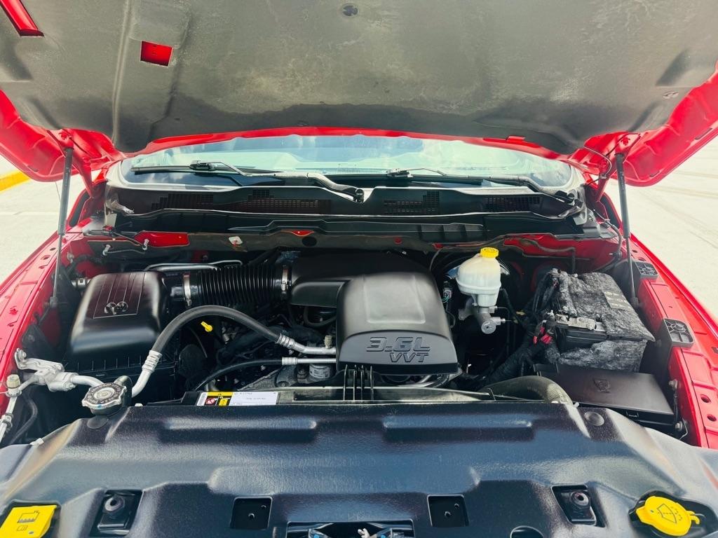 RAM 1500 Tradesman Regular Cab SWB 2WD 2015