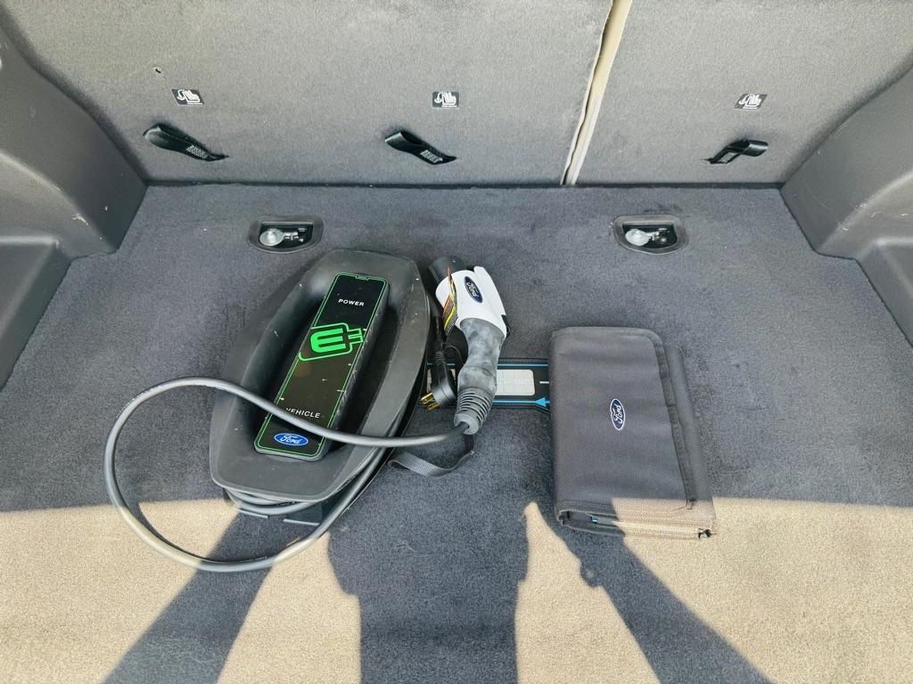 Ford C-Max Energi Titanium 2017