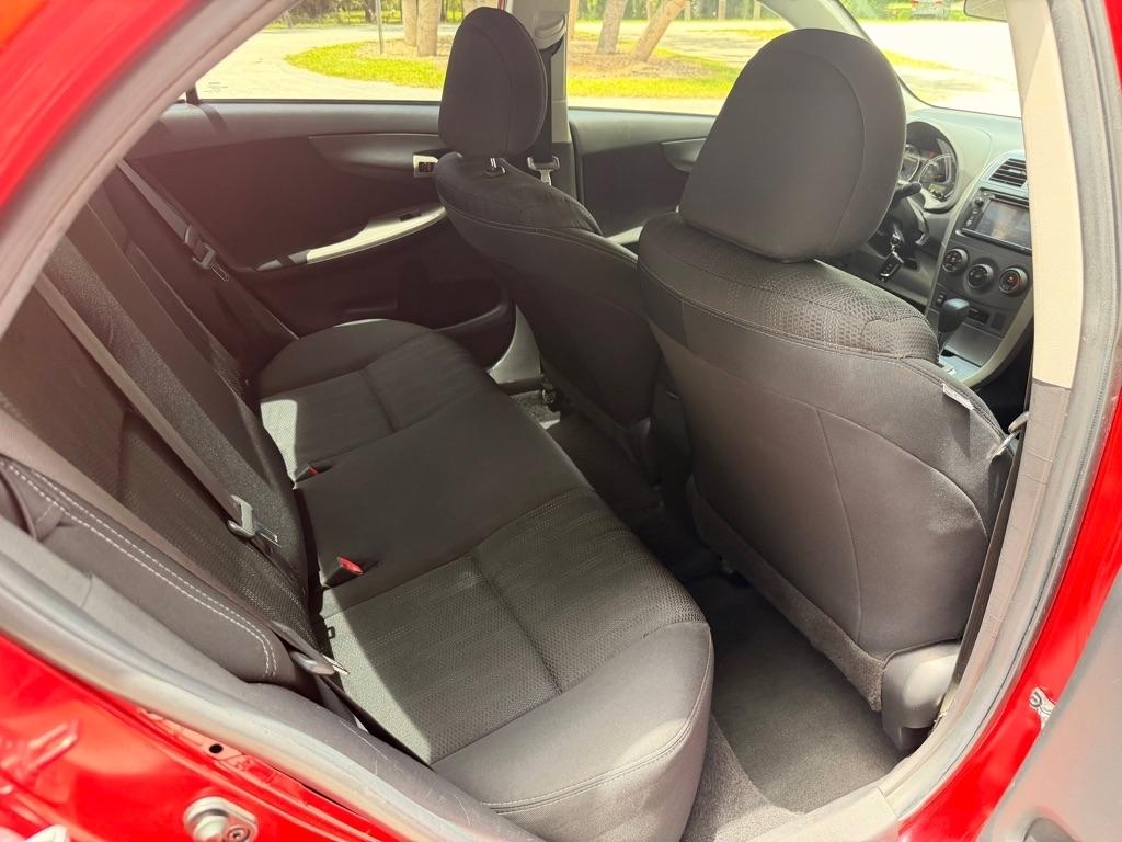Toyota Corolla L 5-Speed MT 2013