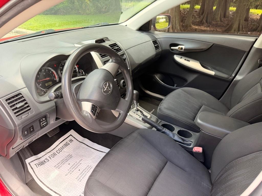 Toyota Corolla L 5-Speed MT 2013