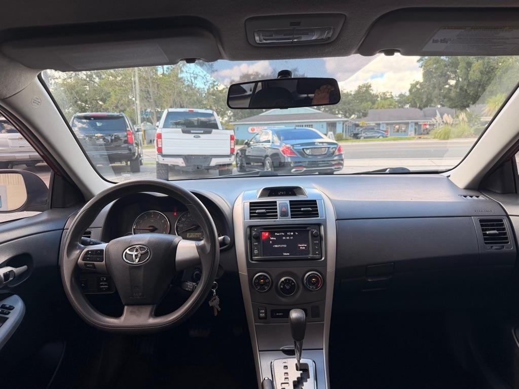 Toyota Corolla S 4-Speed AT 2013