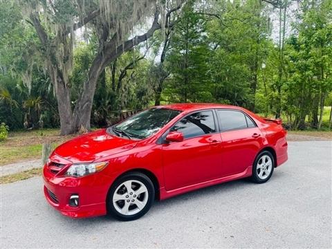 2013 Toyota Corolla L 5-Speed MT