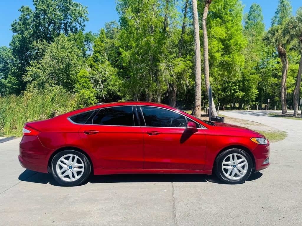 Ford Fusion SE 2014
