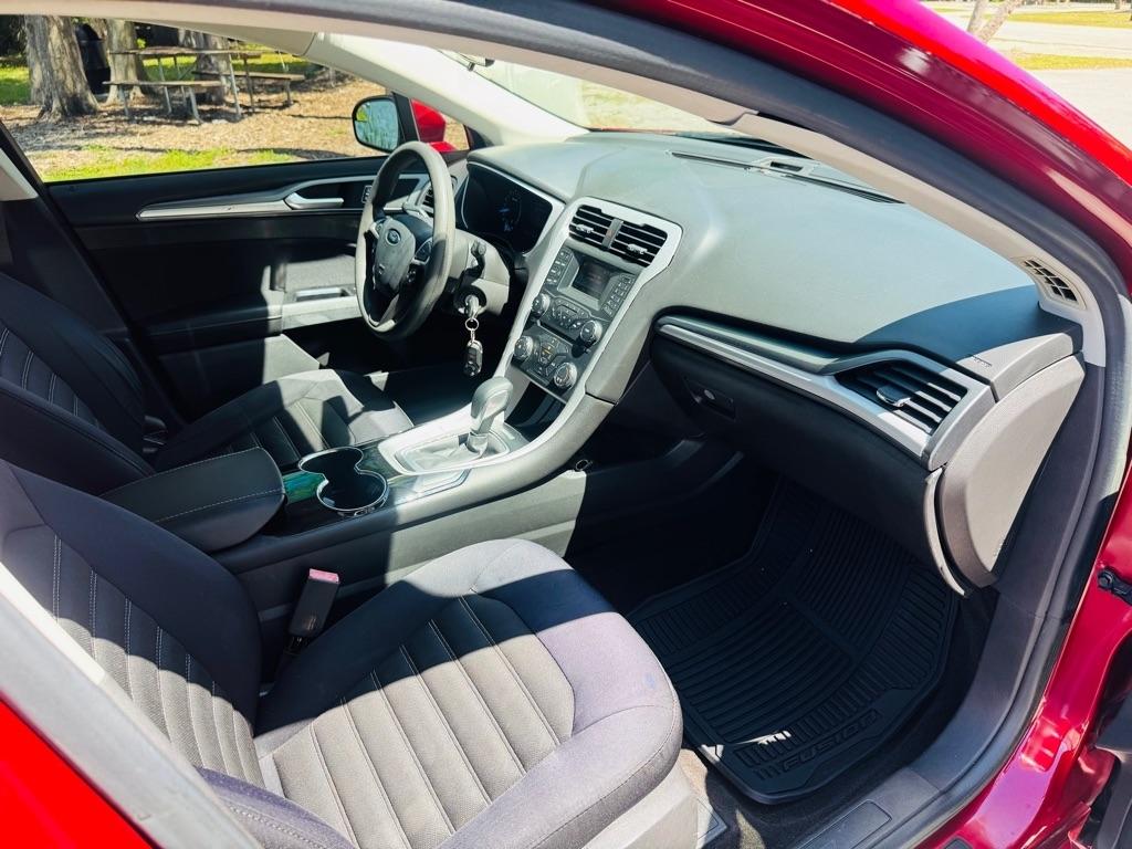 Ford Fusion SE 2014